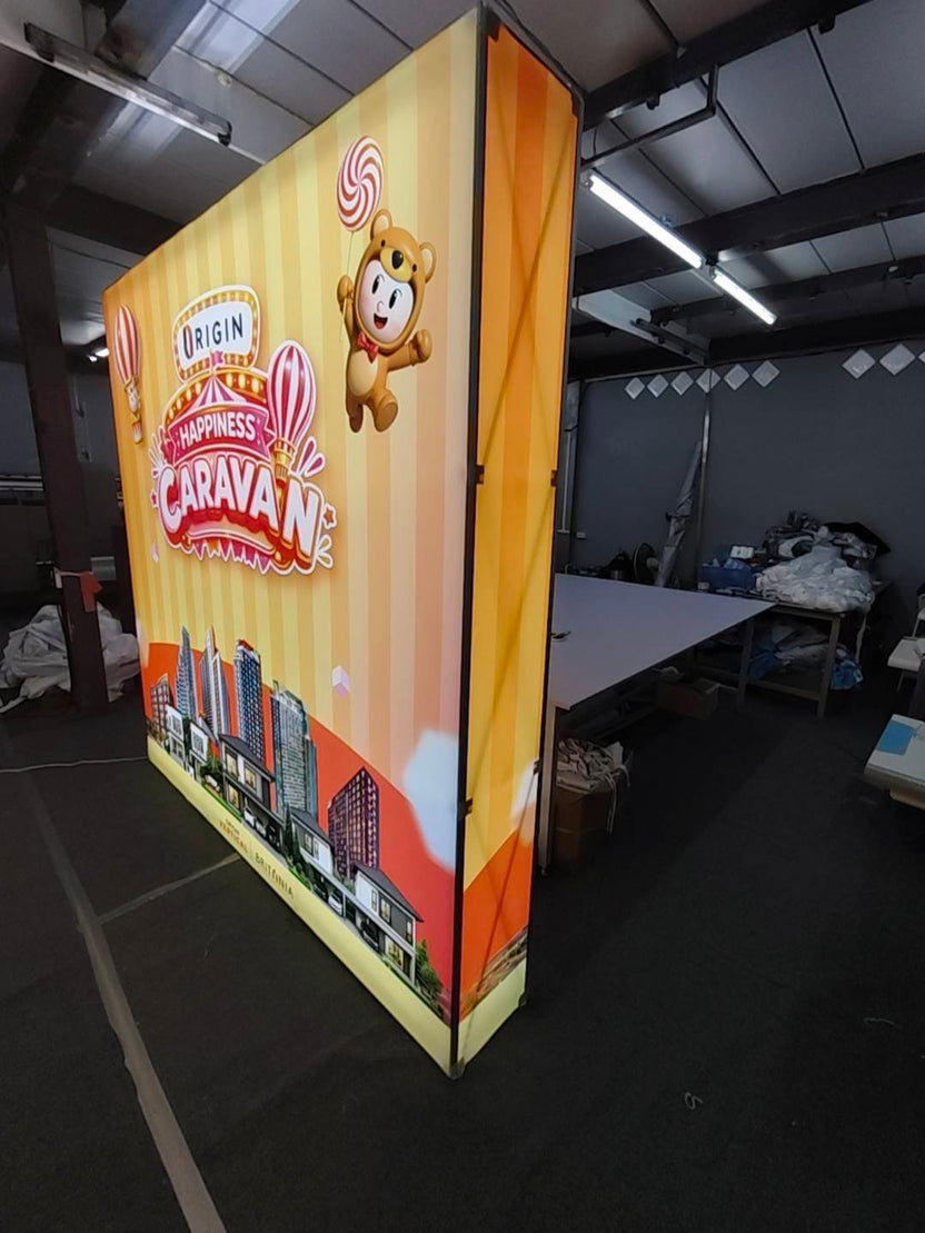 Fabric backdrop, LED lights, kangaroo frame