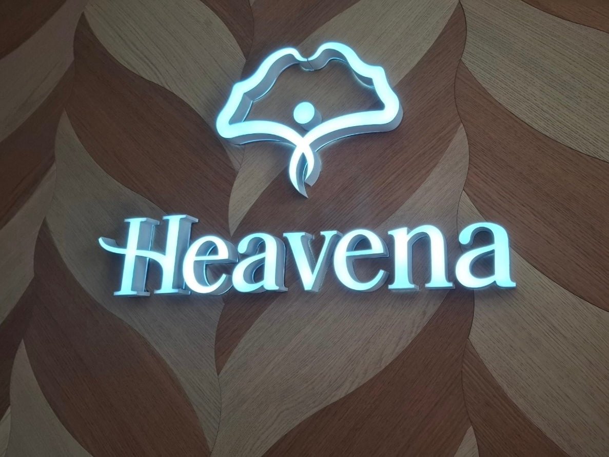 ป้ายอักษรไฟออกหน้า สว่างชัดเจน ดีไซน์โดดเด่น เหมาะสำหรับร้านค้า บริษัท และงานโฆษณา