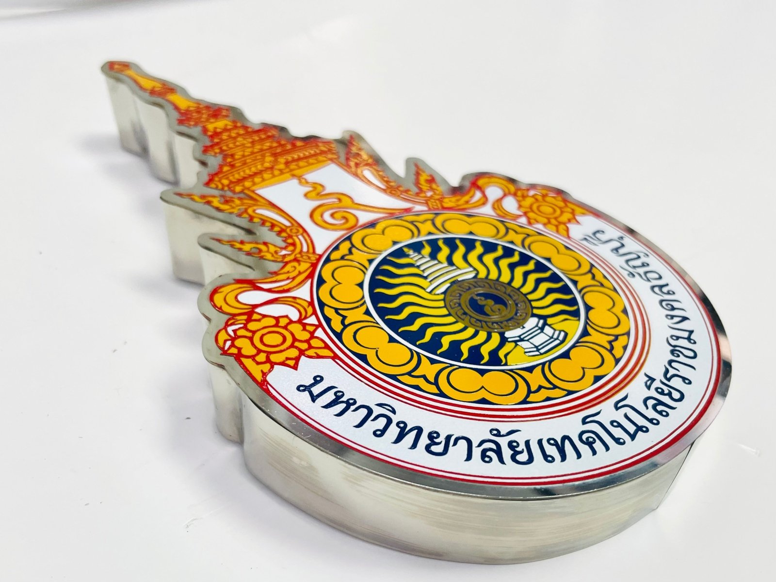 ป้ายกัดกรดโลหะ Etched Metal Sign สำหรับป้ายบริษัท ป้ายบริษัทแบบกัดกรดโลหะ คุณภาพสูง ผลิตตามแบบลูกค้า