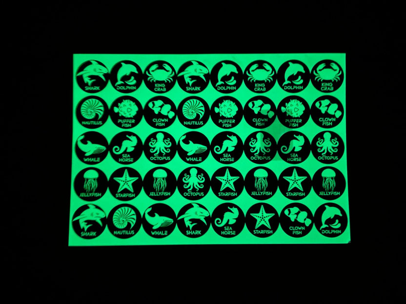 สติ๊กเกอร์เรืองแสง พรายน้ำ Glow in the Dark Sticker มองเห็นชัดในที่มืด เหมาะสำหรับงานตกแต่ง ป้ายความปลอดภัย และงานดีไซน์