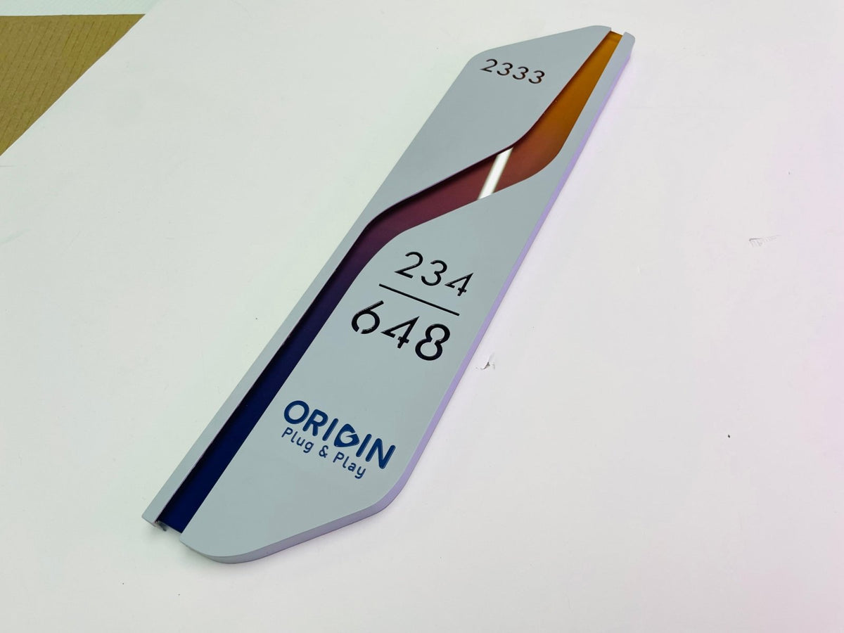 ป้ายหน้าห้อง ป้ายห้องประชุม และป้ายแผนก ดีไซน์เรียบหรู พิมพ์คมชัด เหมาะสำหรับอาคารสำนักงาน โรงเรียน และโรงพยาบาล