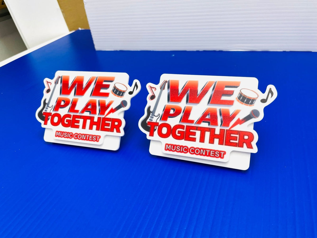 ป้ายไมค์ โลโก้ไมค์ และป้ายหัวไมค์ พิมพ์คมชัด ดีไซน์สวย เหมาะสำหรับงานอีเวนต์ สื่อประชาสัมพันธ์ รายการทีวี และงานโปรโมชัน