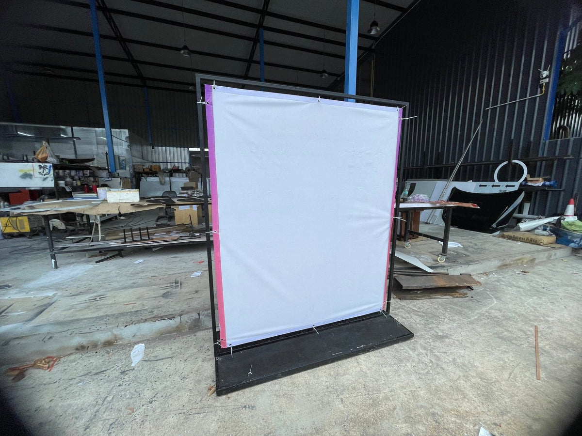 ป้ายไวนิลตั้งพื้นโครงเหล็ก แข็งแรง ทนแดดฝน เหมาะสำหรับงานอีเวนต์ ป้ายประชาสัมพันธ์ และโครงการ