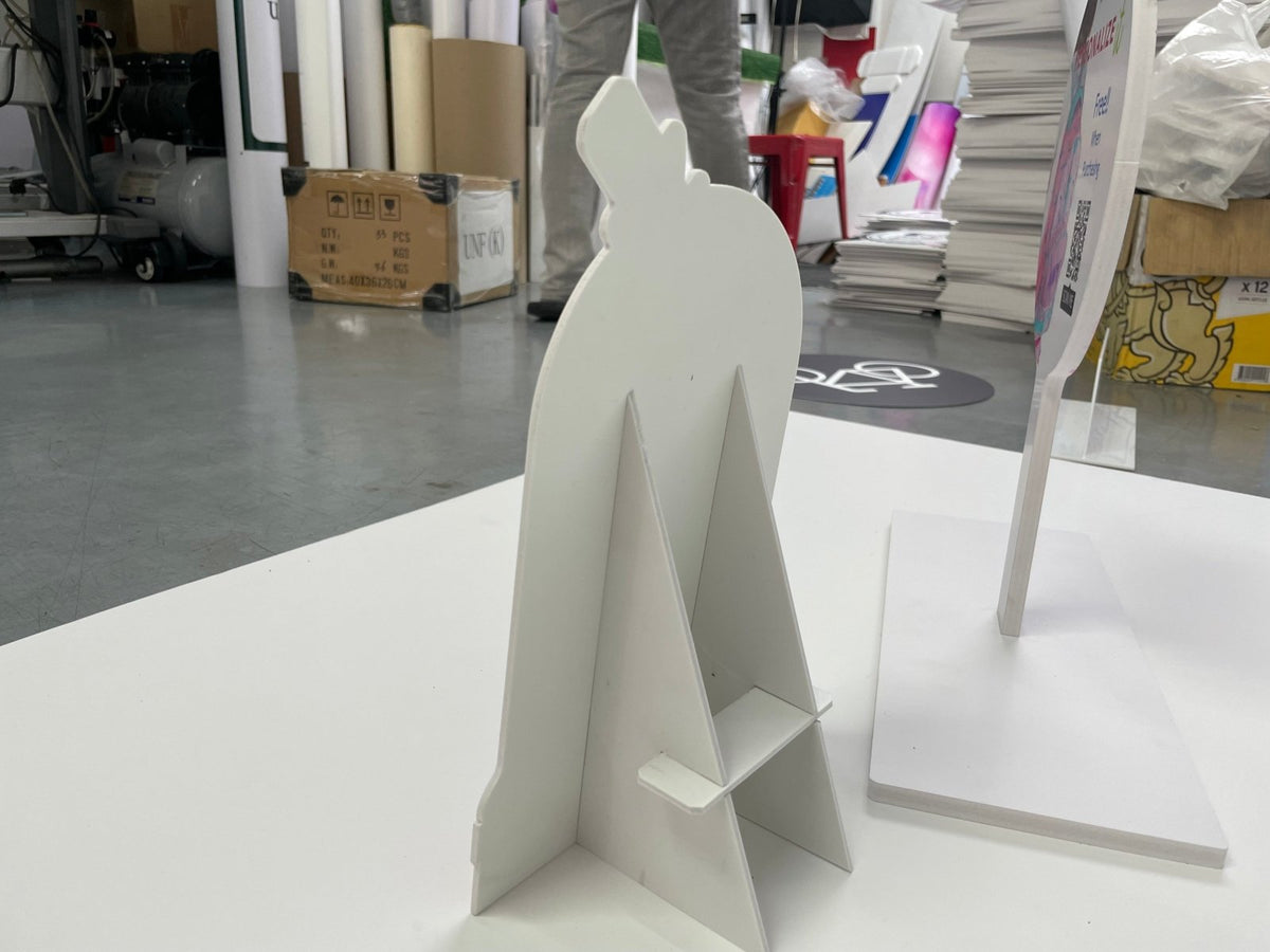 ป้ายอะคริลิคตั้งโต๊ะ และกรอบรูปอะคริลิคใส พิมพ์คมชัด ดีไซน์หรูหรา เหมาะสำหรับป้ายราคา เมนูร้านอาหาร และงานตกแต่ง