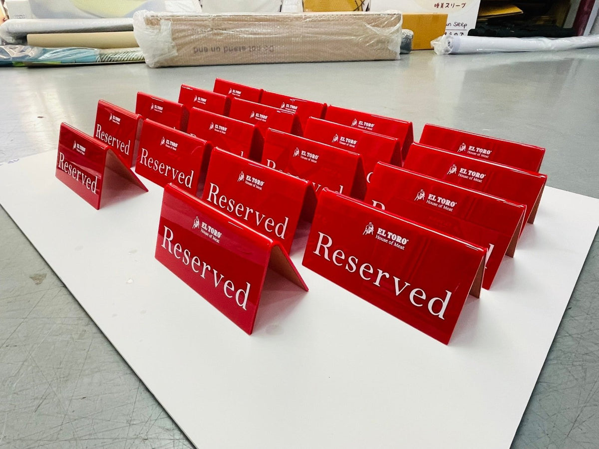 ป้ายอะคริลิคตั้งโต๊ะ และกรอบรูปอะคริลิคใส พิมพ์คมชัด ดีไซน์หรูหรา เหมาะสำหรับป้ายราคา เมนูร้านอาหาร และงานตกแต่ง