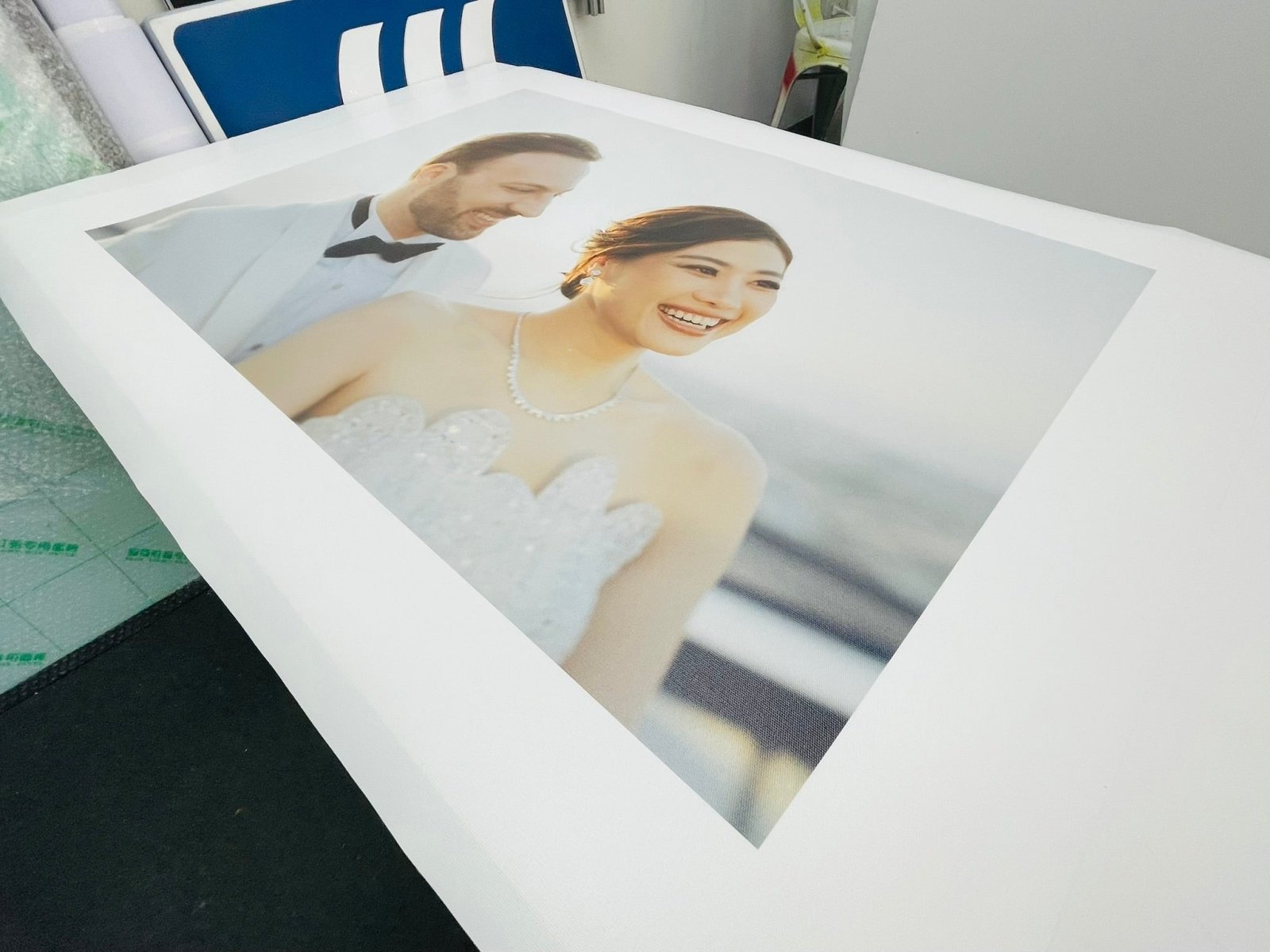 ป้ายงานแต่ง รูปพรีเวดดิ้ง และป้ายโฟมบอร์ด พิมพ์คมชัด ดีไซน์สวย เหมาะสำหรับงานแต่ง งานอีเวนต์ และตกแต่งสถานที่พิเศษ