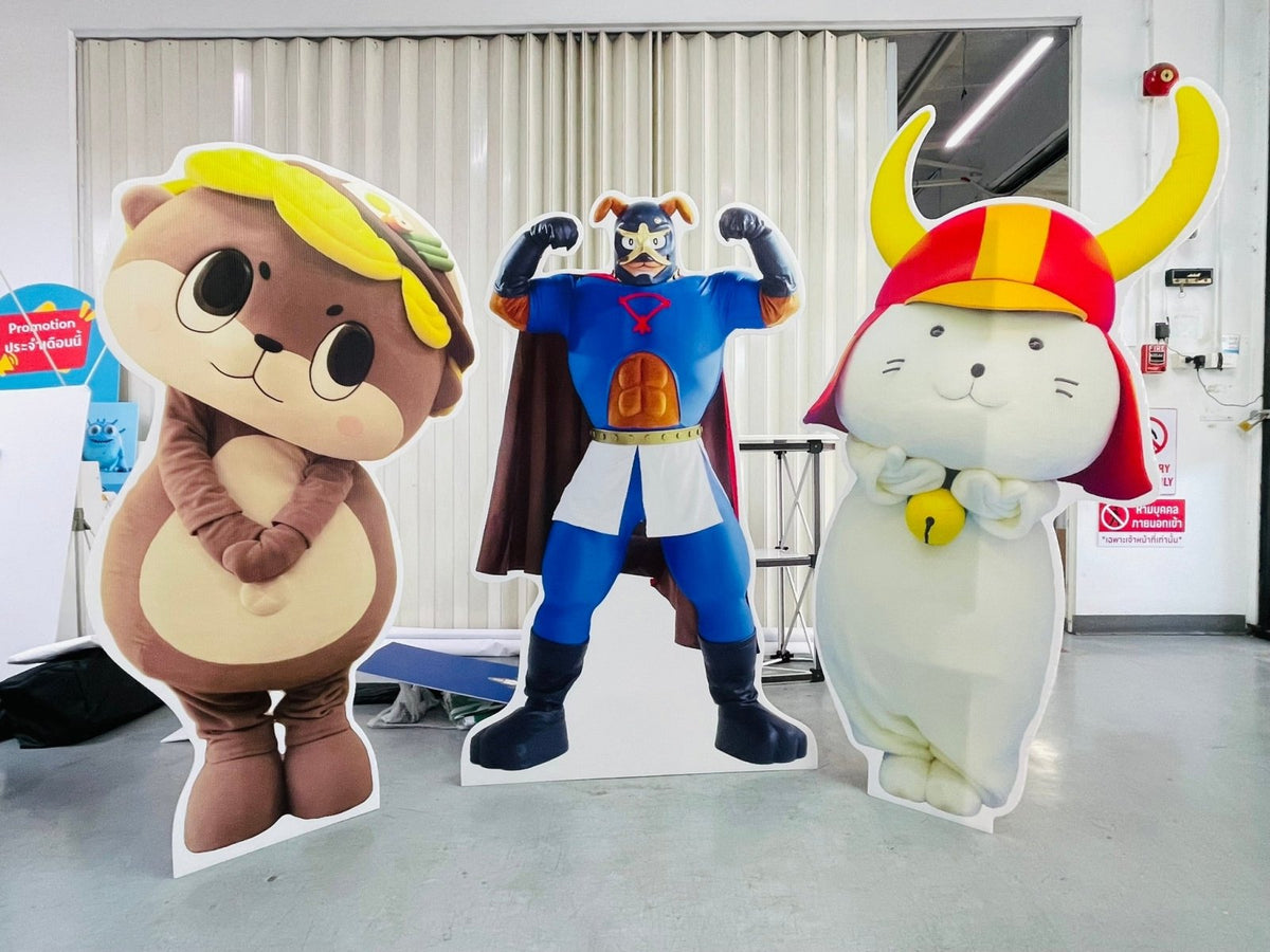 สแตนดี้อนิเมะ สแตนดี้การ์ตูน Standee Anime ดีไซน์สีสด คมชัด เหมาะสำหรับงานอีเวนต์ และร้านค้า