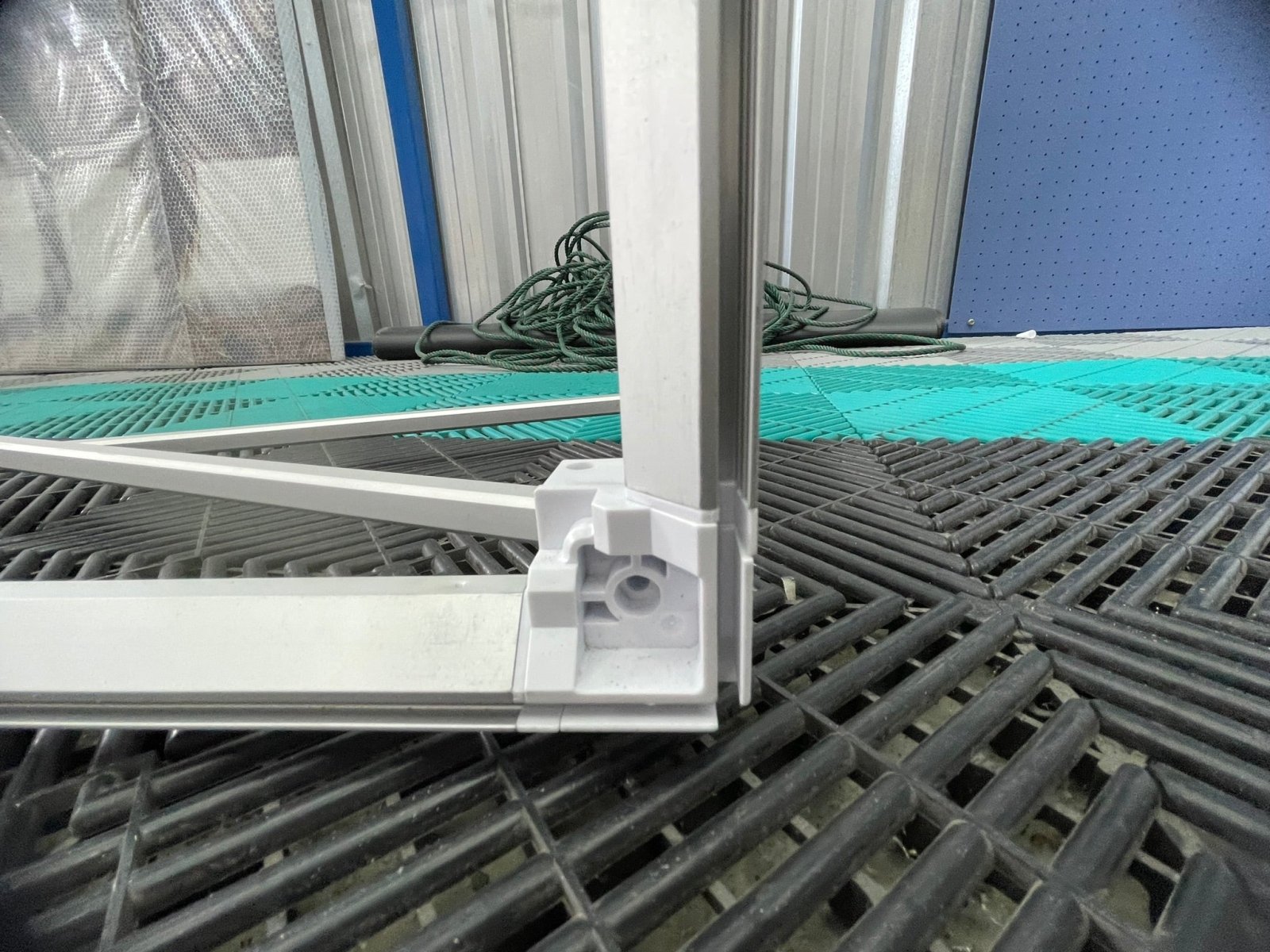 แบคดรอปผ้าไฟ LED โครงแกงการู น้ำหนักเบา ติดตั้งง่าย เหมาะสำหรับงานอีเวนต์และนิทรรศการ