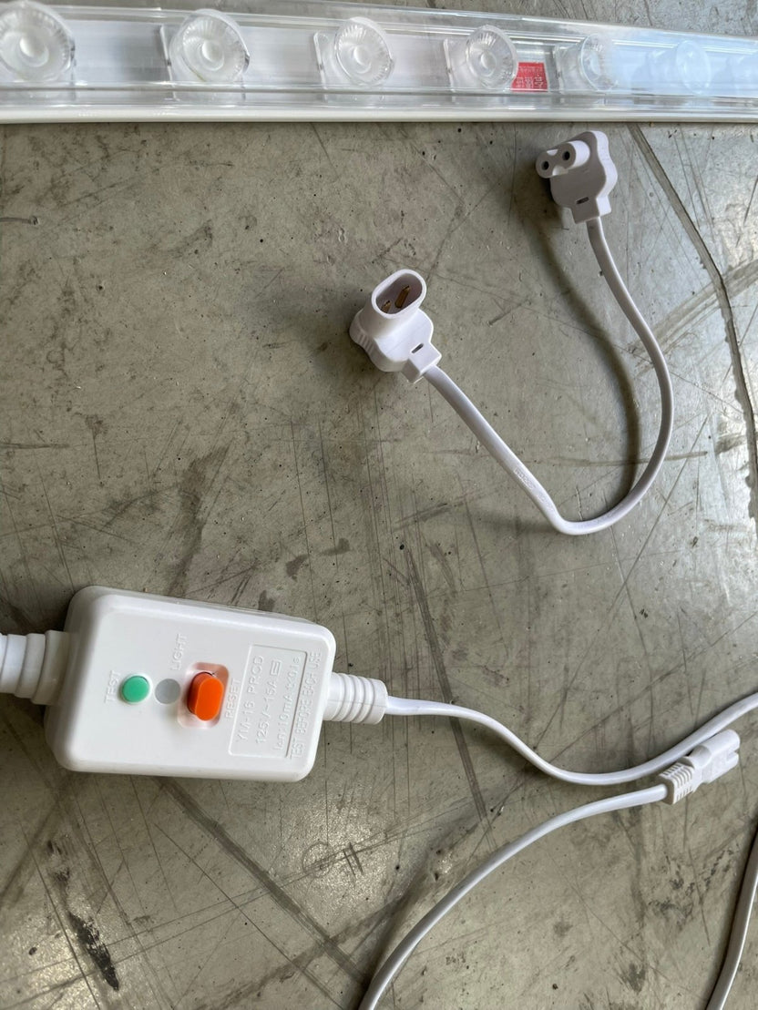 แบคดรอปผ้าไฟ LED โครงแกงการู น้ำหนักเบา ติดตั้งง่าย เหมาะสำหรับงานอีเวนต์และนิทรรศการ