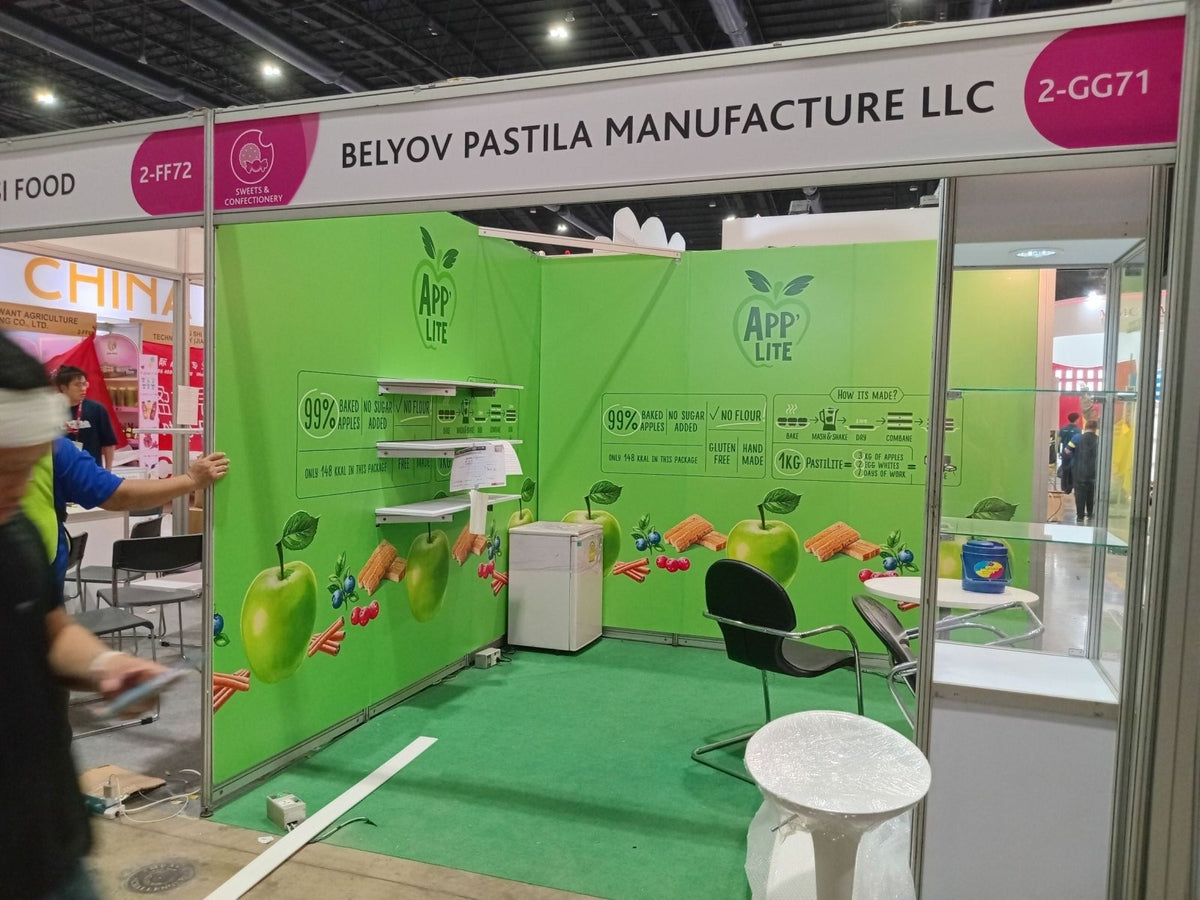 ป้ายโฟมบอร์ดติดผนังบูธงานแสดงสินค้า Expo พิมพ์คมชัด น้ำหนักเบา เหมาะสำหรับงานอีเวนต์