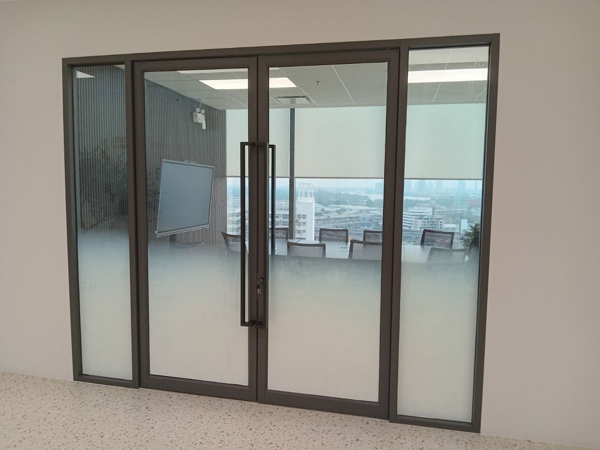 สติ๊กเกอร์ไล่เฉด Gradient Grain Pattern พิมพ์คมชัด เหมาะสำหรับตกแต่งผนัง กระจก และงานดีไซน์