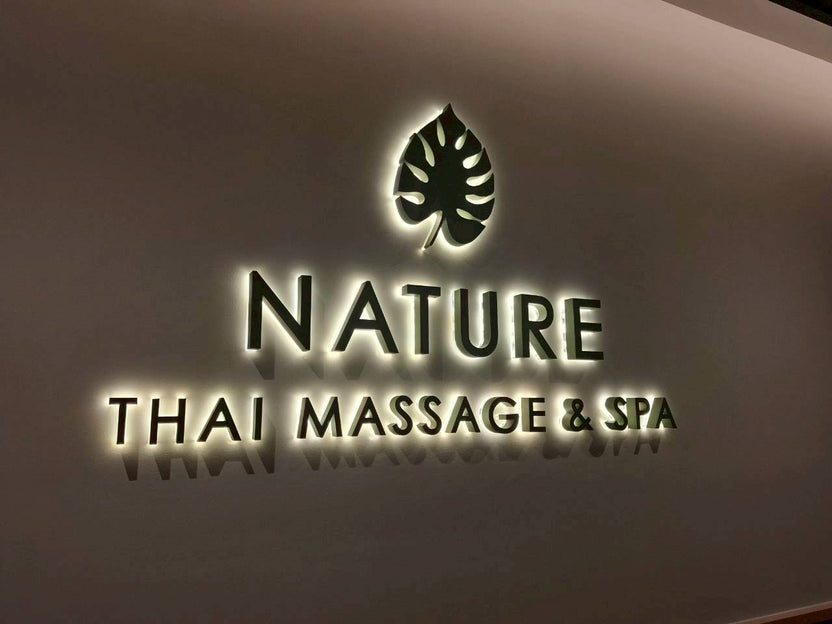 ป้ายร้านนวด สปา ดีไซน์หรูหรา สะท้อนบรรยากาศผ่อนคลาย เหมาะสำหรับร้านสปาและร้านนวดแผนไทย
