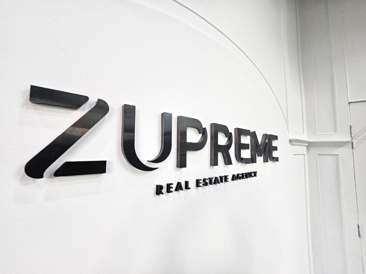 ป้ายตัวอักษรสแตนเลส Stainless Steel Letter Signage หรูหรา แข็งแรง ทนทาน เหมาะสำหรับป้ายบริษัท อาคาร และงานตกแต่ง