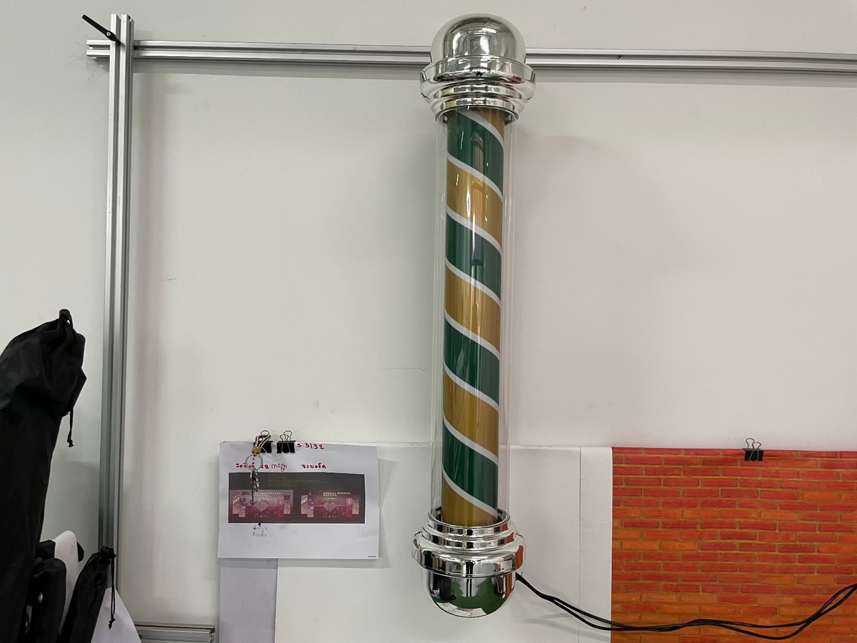 สติ๊กเกอร์ติดป้ายไฟร้านเสริมสวย ป้ายไฟหมุน - Octopus Media Solutions