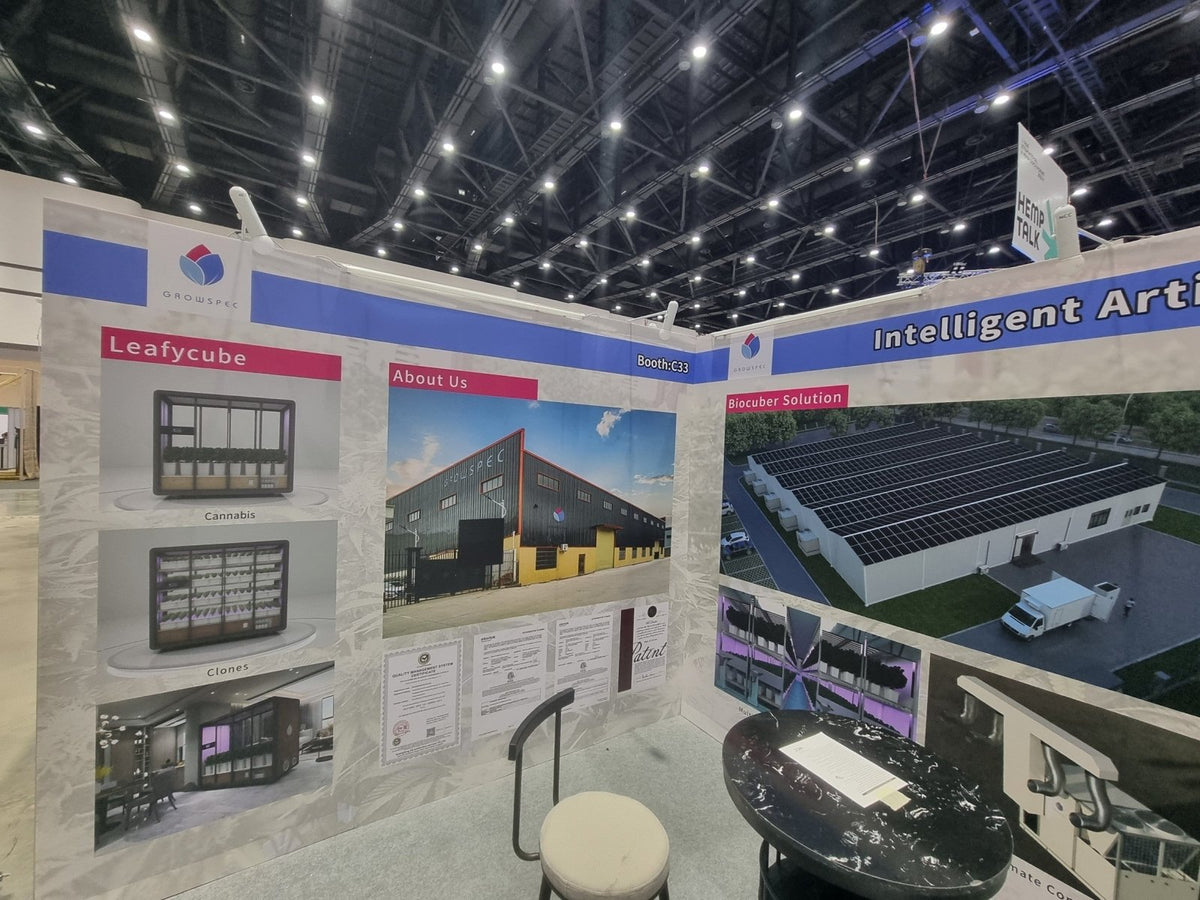 ป้ายโฟมบอร์ดติดผนังบูธงานแสดงสินค้า Expo พิมพ์คมชัด น้ำหนักเบา เหมาะสำหรับงานอีเวนต์