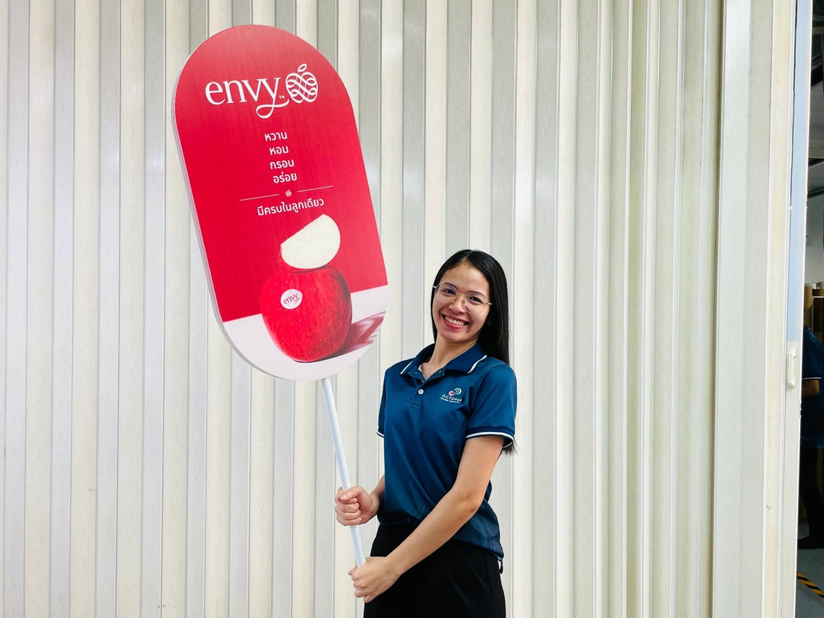 ป้ายถือถ่ายรูป ป้ายพร็อพ สำหรับงานแต่ง งานอีเวนต์ และปาร์ตี้ ดีไซน์น่ารัก พิมพ์คมชัด เพิ่มความสนุกในการถ่ายภาพ