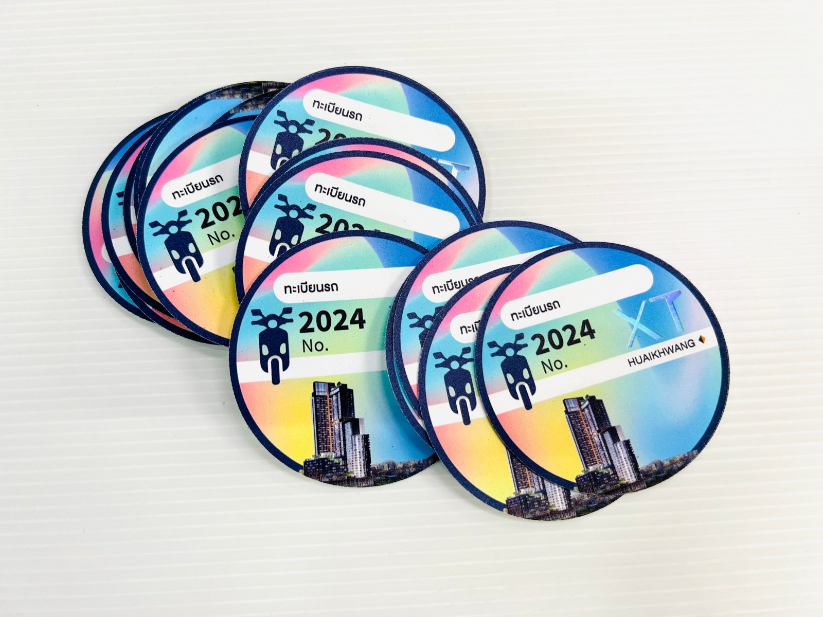 สติ๊กเกอร์ติดจักรยานยนต์ เข้า-ออก พิมพ์คมชัด ทนแดดฝน เหมาะสำหรับควบคุมการเข้าออกโครงการ นิติบุคคล และพื้นที่ส่วนกลาง