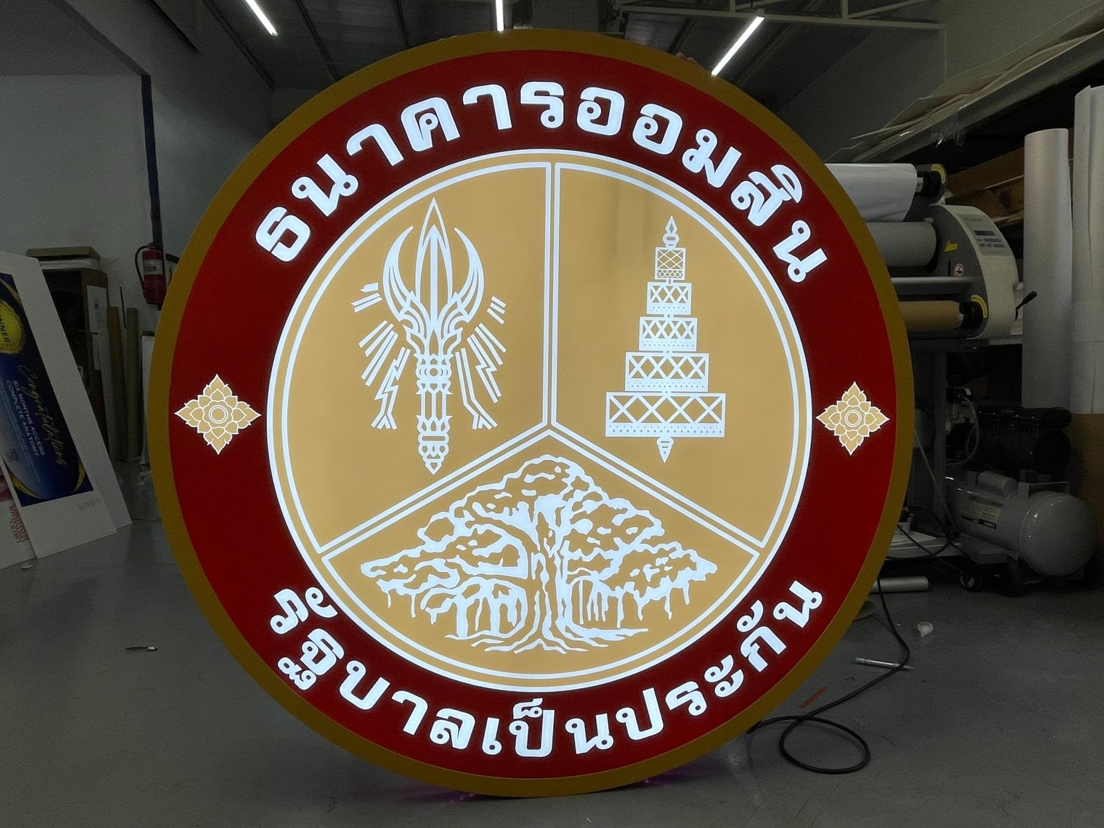 ป้ายโลโก้ไฟออกหน้า กล่องไฟโลโก้ กล่องไฟซิงค์ สว่างชัดเจน เหมาะสำหรับร้านค้าและบริษัท