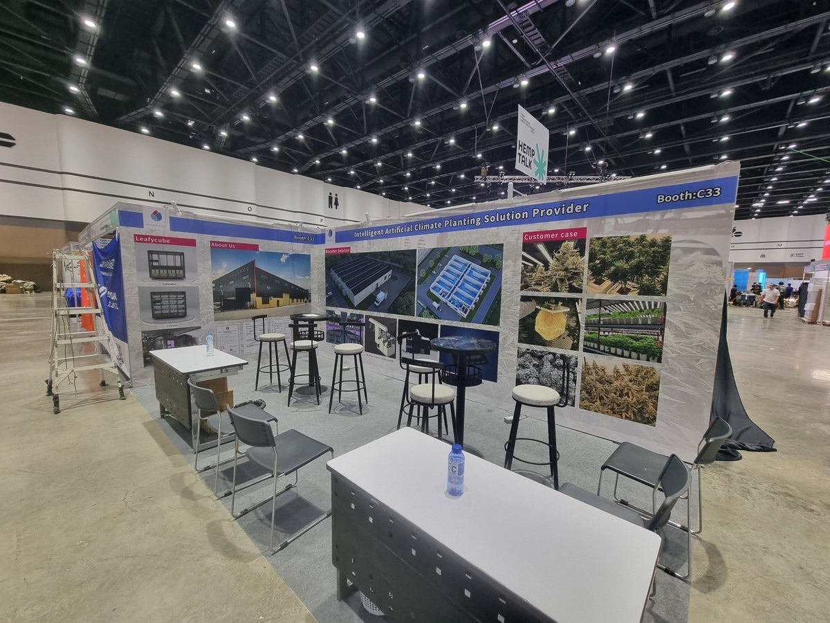 ป้ายโฟมบอร์ดติดผนังบูธงานแสดงสินค้า Expo พิมพ์คมชัด น้ำหนักเบา เหมาะสำหรับงานอีเวนต์