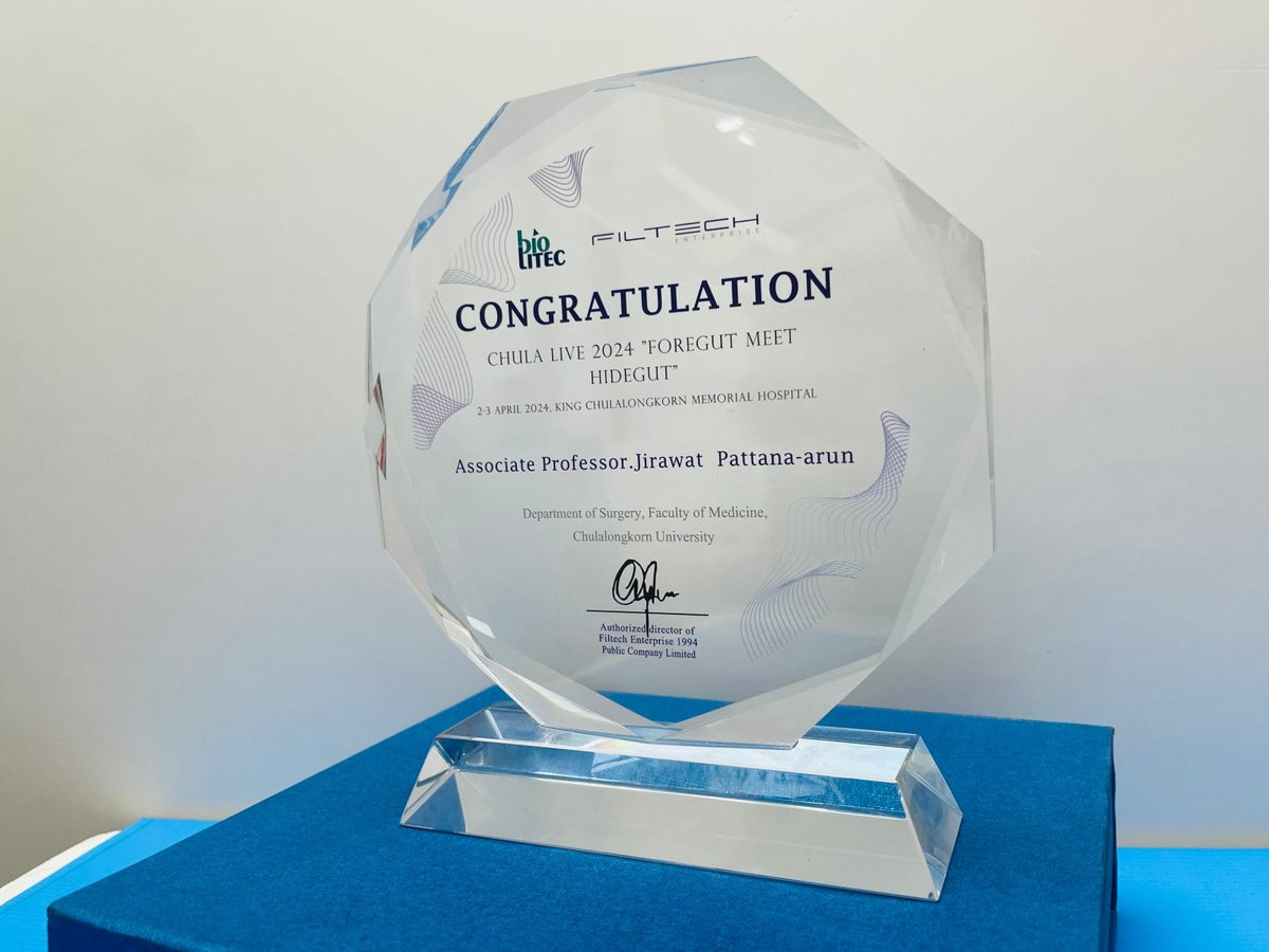 โล่รางวัล Acrylic Trophy Award อะคริลิคใส พิมพ์คมชัด ดีไซน์หรูหรา เหมาะสำหรับงานมอบรางวัล เกียรติยศ การแข่งขัน และงานองค์กร