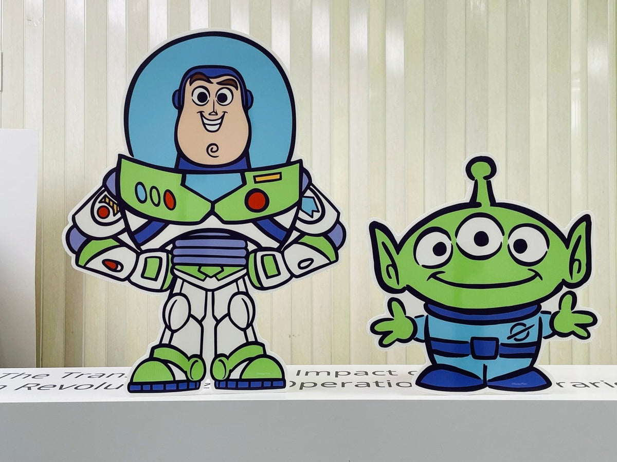 สแตนดี้อนิเมะ สแตนดี้การ์ตูน Standee Anime ดีไซน์สีสด คมชัด เหมาะสำหรับงานอีเวนต์ และร้านค้า