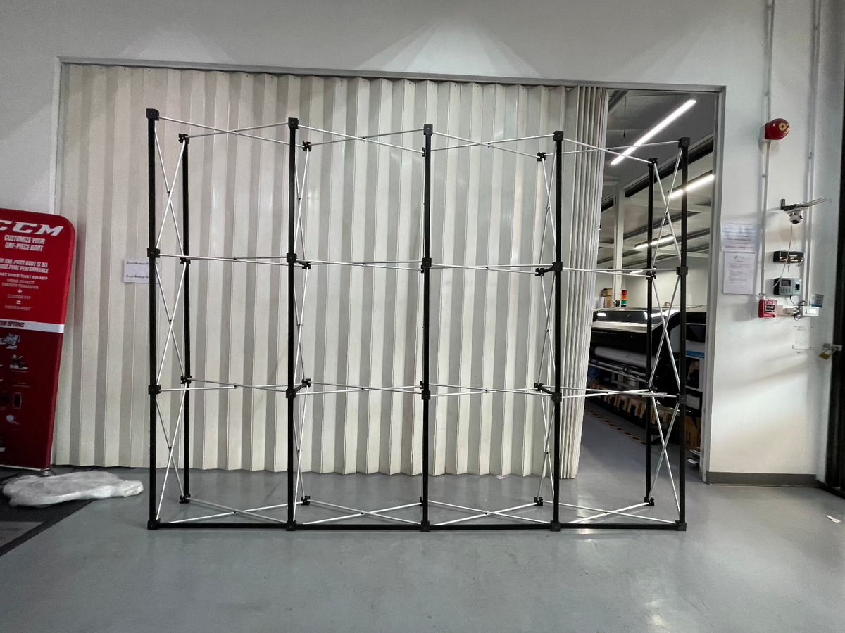 Backdrop แบคดรอปสำเร็จรูป พิมพ์คมชัด ติดตั้งง่าย เหมาะสำหรับงานอีเวนต์ นิทรรศการ และงานโปรโมชัน