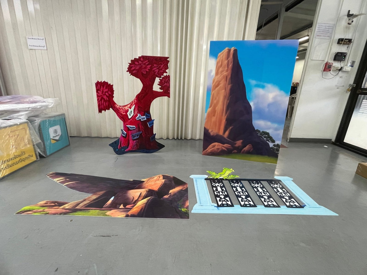 ฉากถ่ายรูปฟิวเจอร์บอร์ด ราคาถูก พิมพ์คมชัด น้ำหนักเบา เหมาะสำหรับงานอีเวนต์และงานแต่งงาน