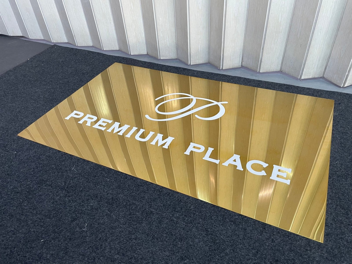 ป้ายอะคริลิคมิลเลอร์สีทอง Mirror เงากระจก หรูหรา พิมพ์คมชัด เหมาะสำหรับป้ายบริษัทและงานตกแต่ง