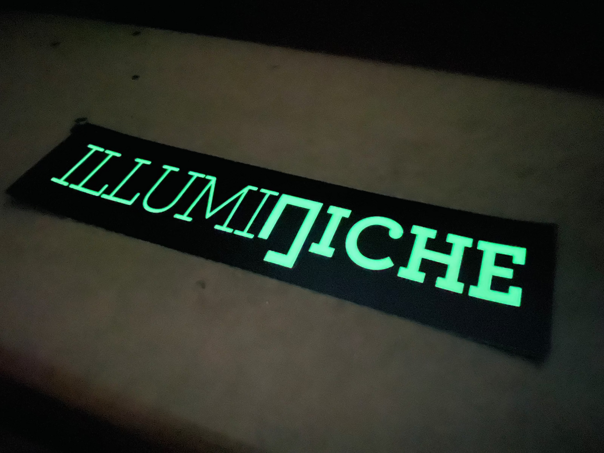 สติ๊กเกอร์เรืองแสง พรายน้ำ Glow in the Dark Sticker มองเห็นชัดในที่มืด เหมาะสำหรับงานตกแต่ง ป้ายความปลอดภัย และงานดีไซน์