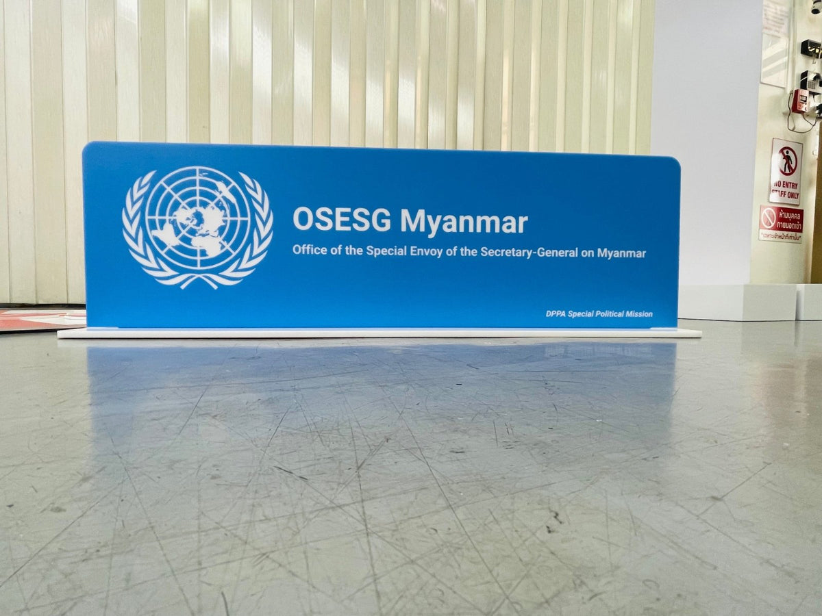 ป้ายอะคริลิคตั้งโต๊ะ และกรอบรูปอะคริลิคใส พิมพ์คมชัด ดีไซน์หรูหรา เหมาะสำหรับป้ายราคา เมนูร้านอาหาร และงานตกแต่ง