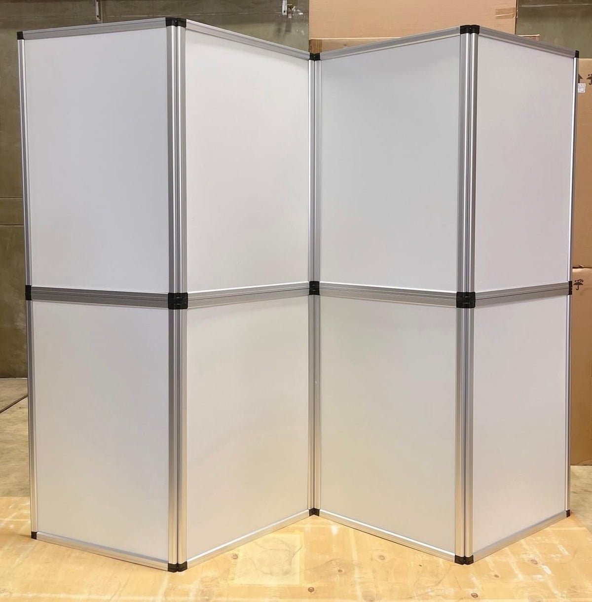ฉาก Panel - Folded Partition กั้นพื้นที่ พับเก็บได้ ใช้งานสะดวก เหมาะสำหรับงานอีเวนต์และนิทรรศการ