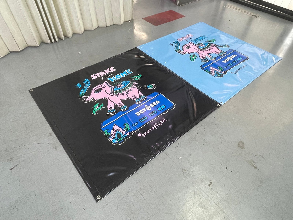 ป้ายไวนิลภาษาอังกฤษ พิมพ์คมชัด ตัวอักษรอ่านง่าย เหมาะสำหรับร้านค้าและธุรกิจต่างประเทศ