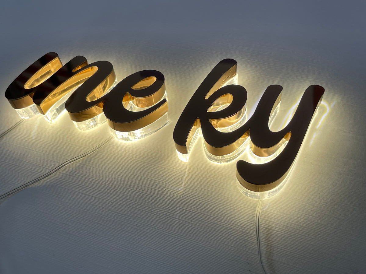 ป้ายบริษัท อักษรโลหะไฟออกหลัง ติดผนัง สวยหรู สว่างโดดเด่น เหมาะสำหรับป้ายสำนักงาน องค์กร ร้านค้า และงานตกแต่งอาคาร