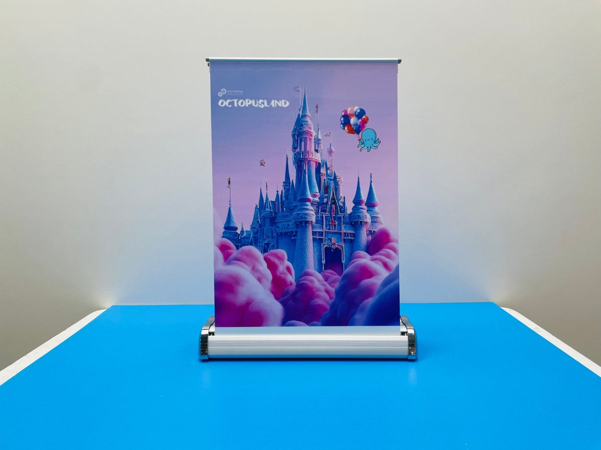 Mini Roll Up โรลอัพขนาดเล็ก น้ำหนักเบา ติดตั้งง่าย เหมาะสำหรับโปรโมชัน ร้านค้า และบูธแสดงสินค้า