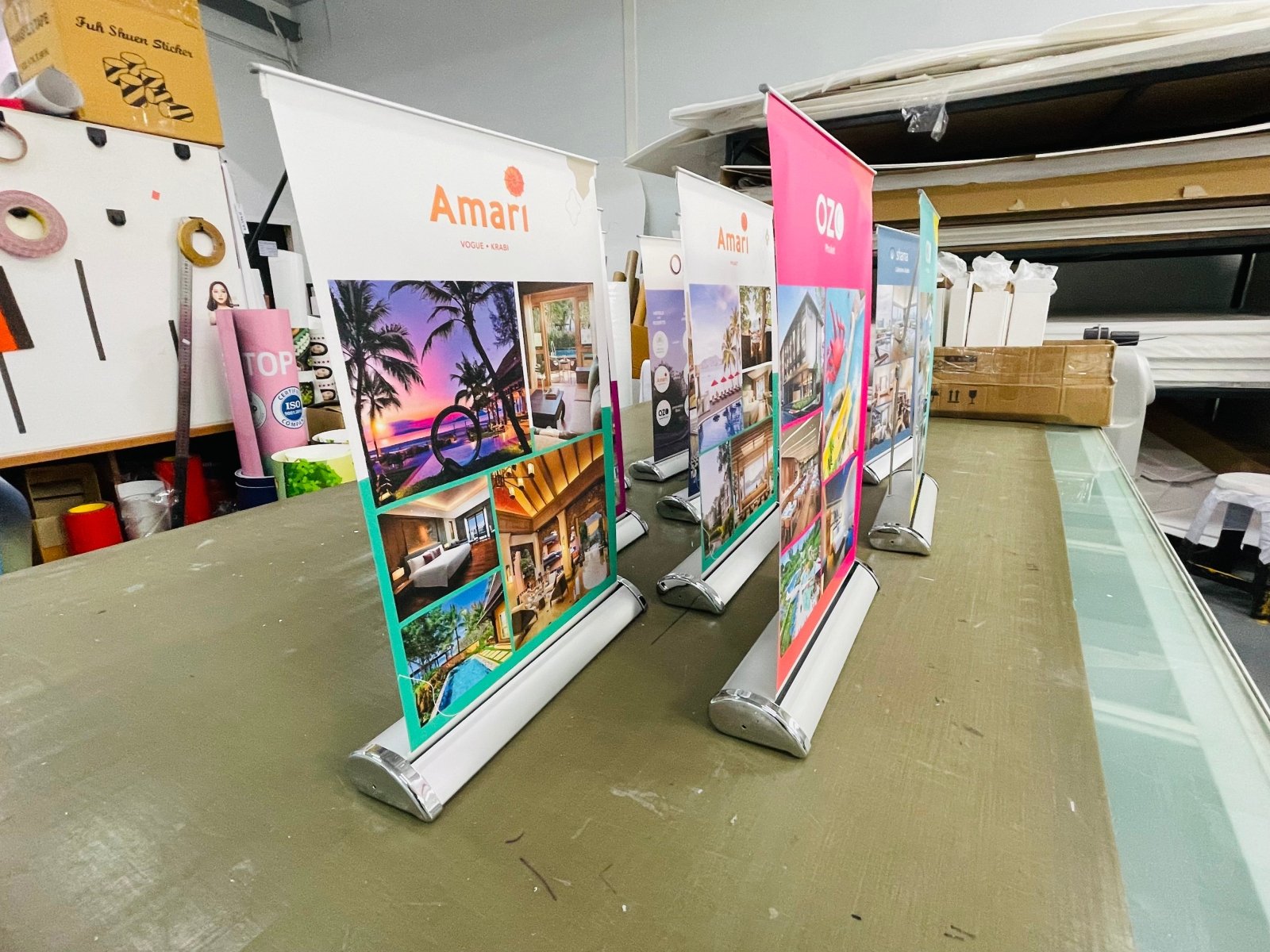 Mini Roll Up โรลอัพขนาดเล็ก น้ำหนักเบา ติดตั้งง่าย เหมาะสำหรับโปรโมชัน ร้านค้า และบูธแสดงสินค้า