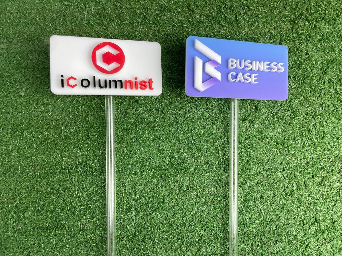 ป้ายไมค์ โลโก้ไมค์ และป้ายหัวไมค์ พิมพ์คมชัด ดีไซน์สวย เหมาะสำหรับงานอีเวนต์ สื่อประชาสัมพันธ์ รายการทีวี และงานโปรโมชัน