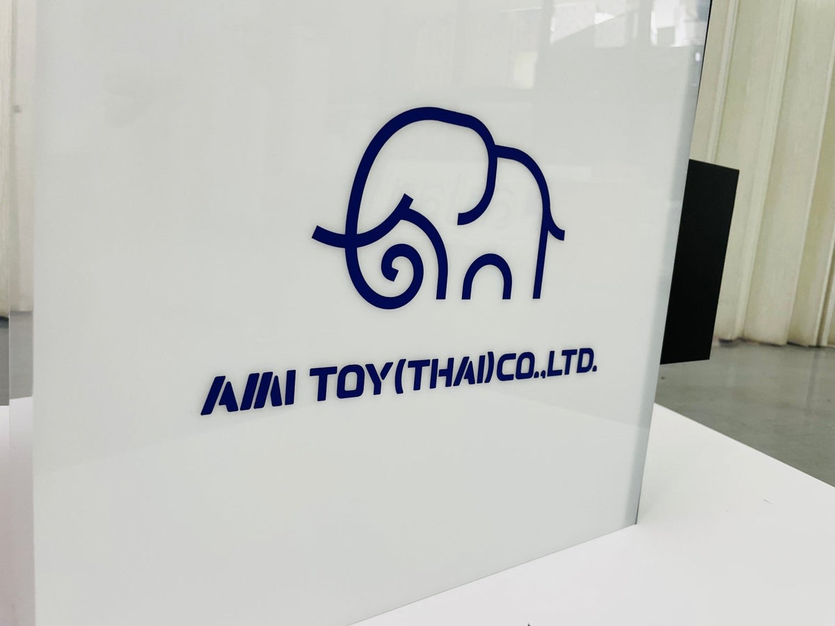 กล่องไฟอะคริลิค ไฟออกรอบป้าย ติดยื่นจากผนัง สว่างชัดเจน เหมาะสำหรับร้านค้าและป้ายหน้าร้าน