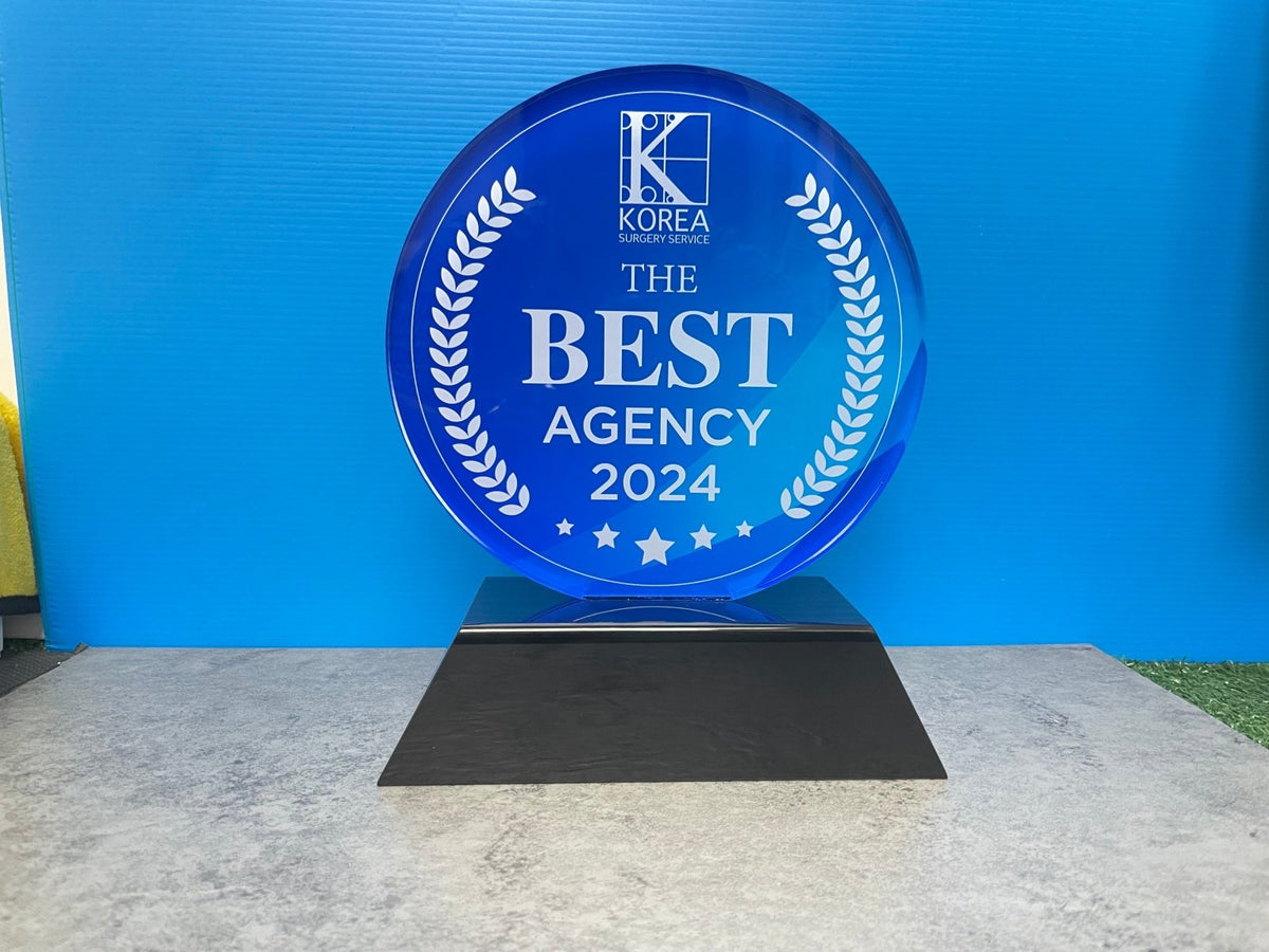 โล่รางวัล Acrylic Trophy Award อะคริลิคใส พิมพ์คมชัด ดีไซน์หรูหรา เหมาะสำหรับงานมอบรางวัล เกียรติยศ การแข่งขัน และงานองค์กร