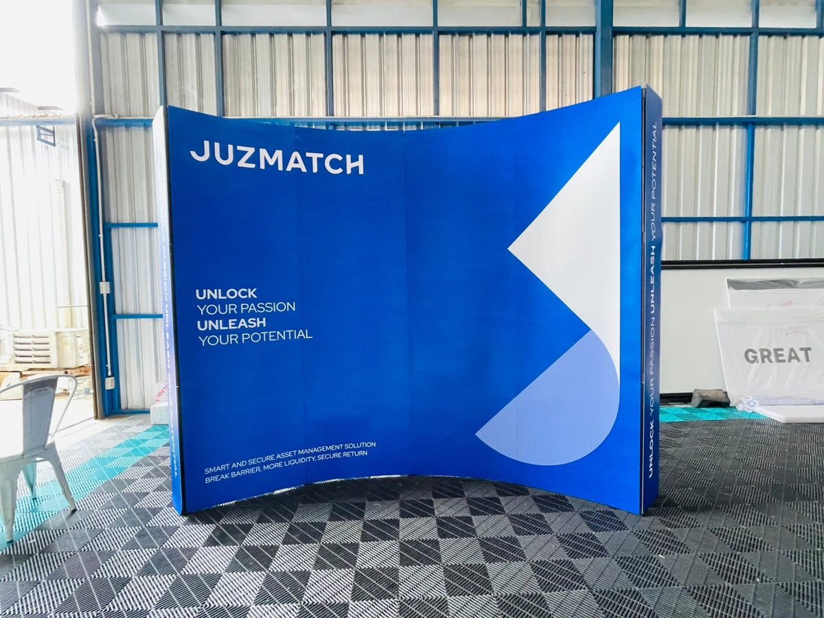 Backdrop แบคดรอปสำเร็จรูป พิมพ์คมชัด ติดตั้งง่าย เหมาะสำหรับงานอีเวนต์ นิทรรศการ และงานโปรโมชัน