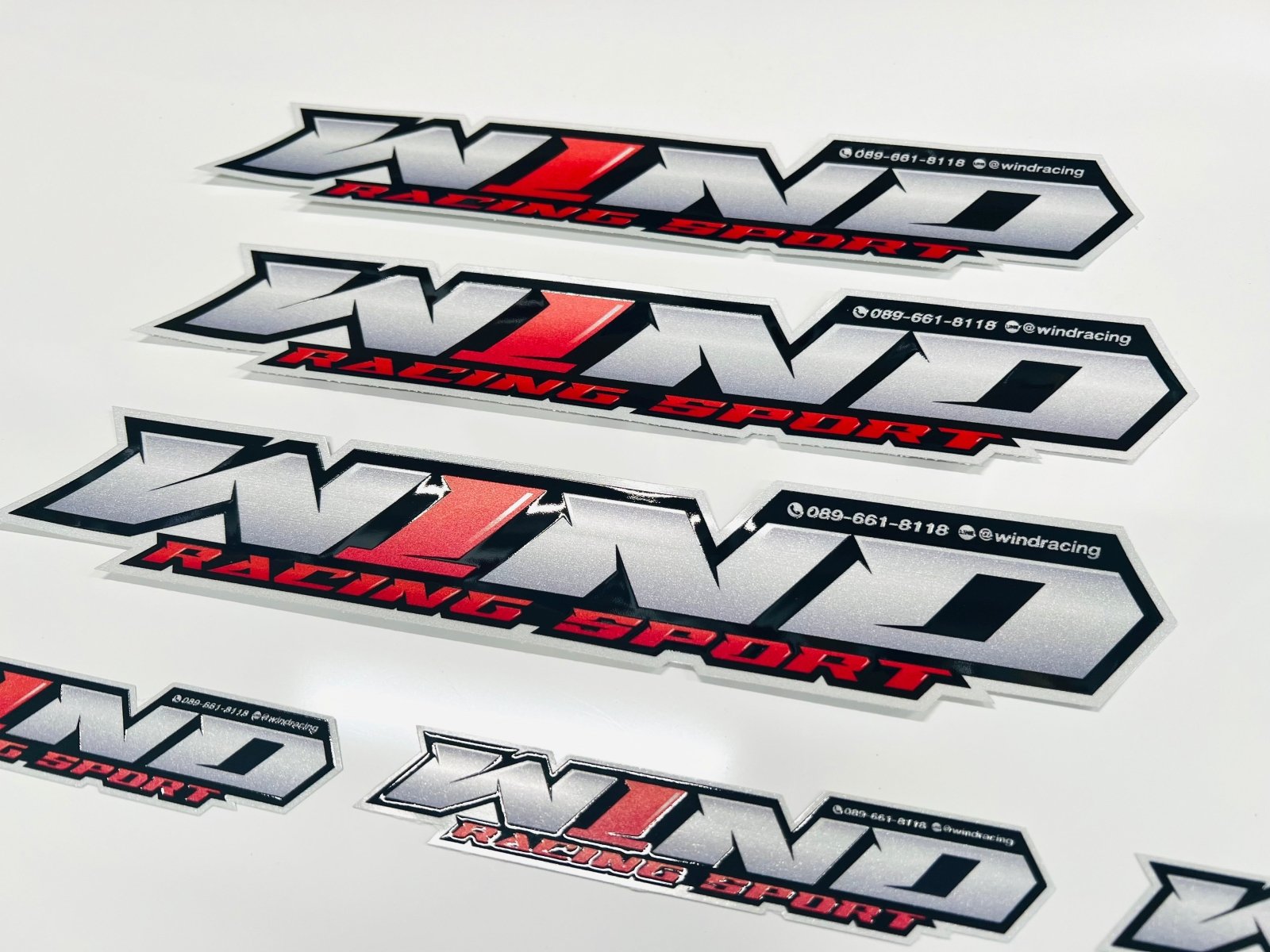 สติ๊กเกอร์สะท้อนแสง 3M Reflective Sticker คุณภาพสูง มองเห็นชัดเจน เหมาะสำหรับป้ายจราจร ความปลอดภัย และงานตกแต่งรถ