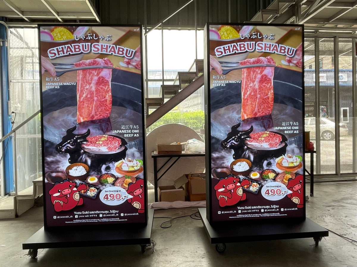 ป้ายไฟล้อเลื่อน และป้ายไฟมีล้อ เคลื่อนย้ายสะดวก สว่างคมชัด เหมาะสำหรับหน้าร้าน งานอีเวนต์ และป้ายโฆษณาโปรโมชัน