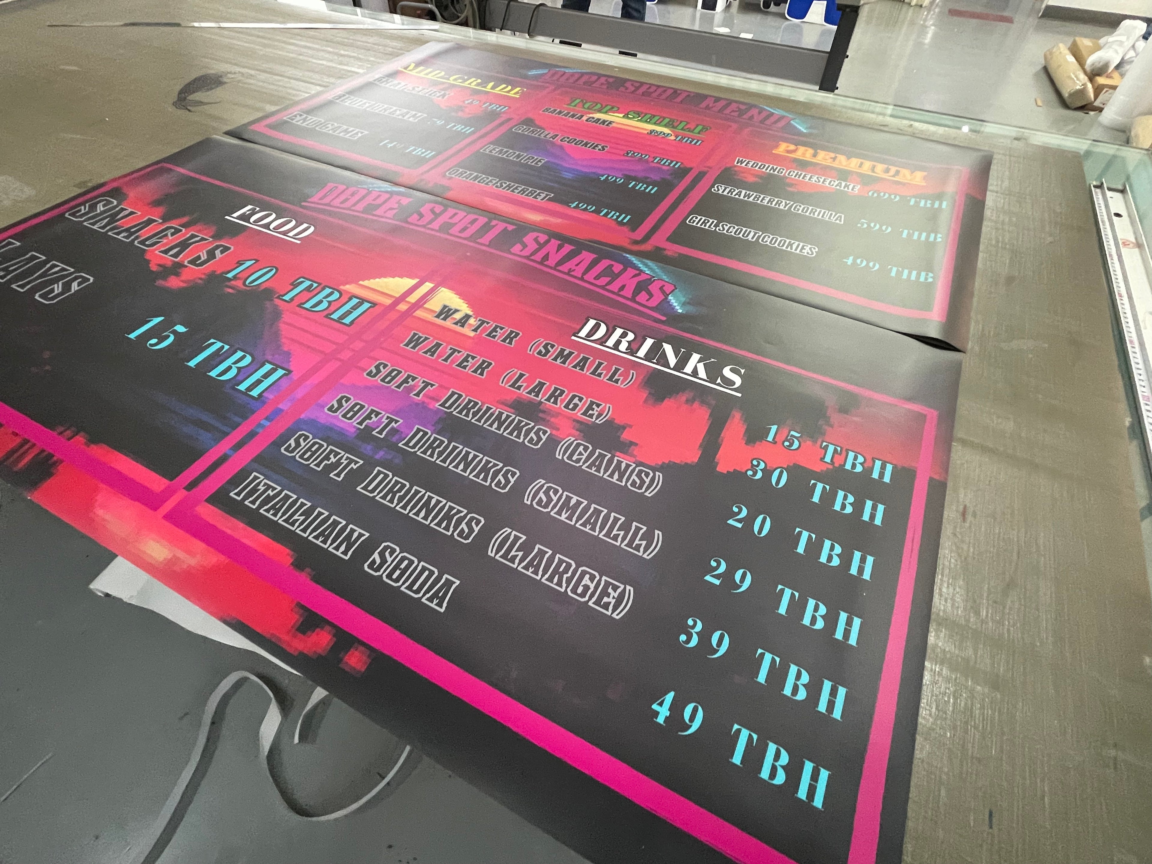 แบคลิทฟิล์ม Backlit Film สำหรับป้ายกล่องไฟ สีสด สว่างชัดเจน เหมาะสำหรับงานโฆษณาและโปรโมชัน