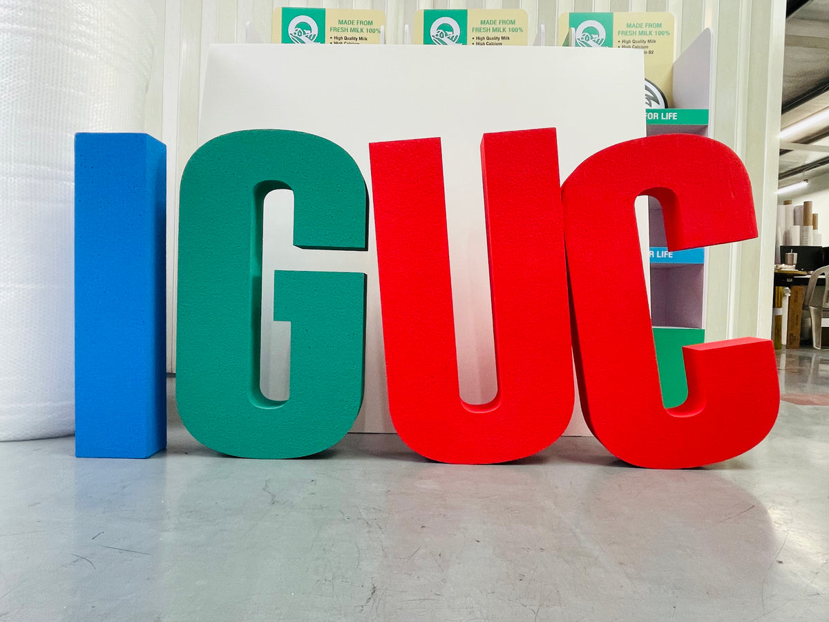 อักษรโฟม PS นำหนักเบา ไดคัททาสีอักษรตามต้องการ