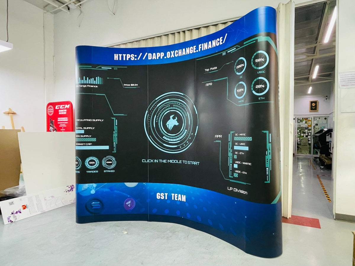 Backdrop แบคดรอปสำเร็จรูป พิมพ์คมชัด ติดตั้งง่าย เหมาะสำหรับงานอีเวนต์ นิทรรศการ และงานโปรโมชัน