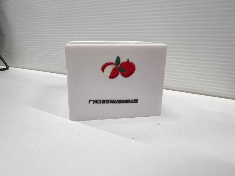 สติ๊กเกอร์ยูวี สกรีนติดสินค้า พิมพ์คมชัด ทนทาน กันน้ำ เหมาะสำหรับฉลากสินค้าและบรรจุภัณฑ์