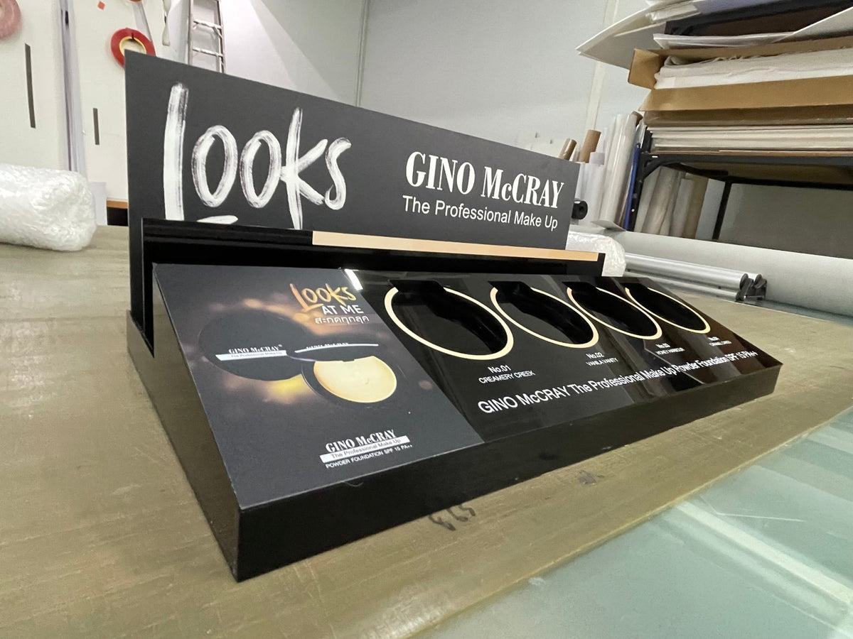 Shelf Display แท่นวางสินค้า แท่นวางเครื่องสำอาง ดีไซน์สวย เหมาะสำหรับโชว์สินค้าในร้านและงานโปรโมชัน