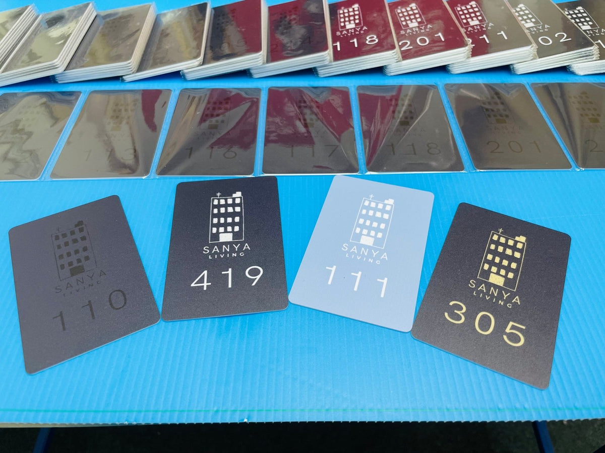 คีย์การ์ดพิมพ์ UV พิมพ์คมชัด สีสดใส ทนทาน เหมาะสำหรับโรงแรม ออฟฟิศ และองค์กรธุรกิจ