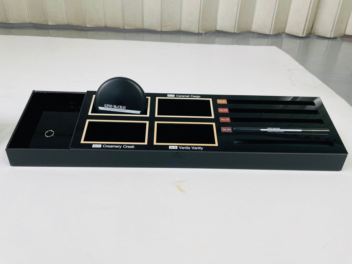 Shelf Display แท่นวางสินค้า แท่นวางเครื่องสำอาง ดีไซน์สวย เหมาะสำหรับโชว์สินค้าในร้านและงานโปรโมชัน