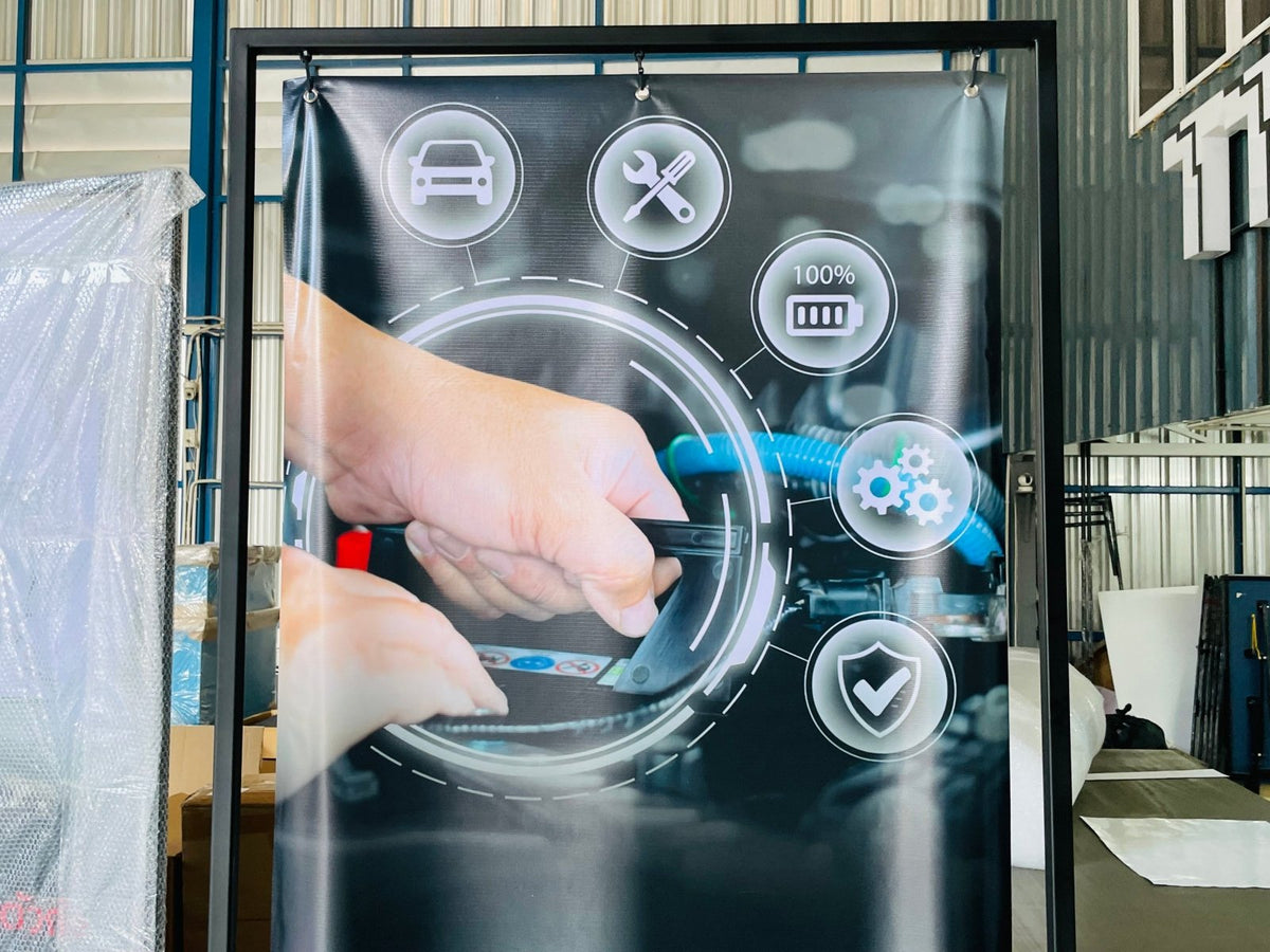 ป้ายไวนิลตั้งพื้นโครงเหล็ก แข็งแรง ทนแดดฝน เหมาะสำหรับงานอีเวนต์ ป้ายประชาสัมพันธ์ และโครงการ