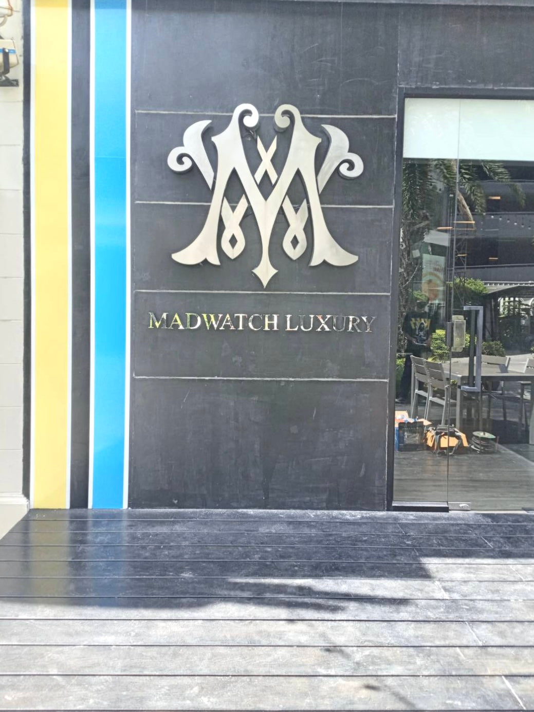 ป้ายตัวอักษรสแตนเลส Stainless Steel Letter Signage หรูหรา แข็งแรง ทนทาน เหมาะสำหรับป้ายบริษัท อาคาร และงานตกแต่ง